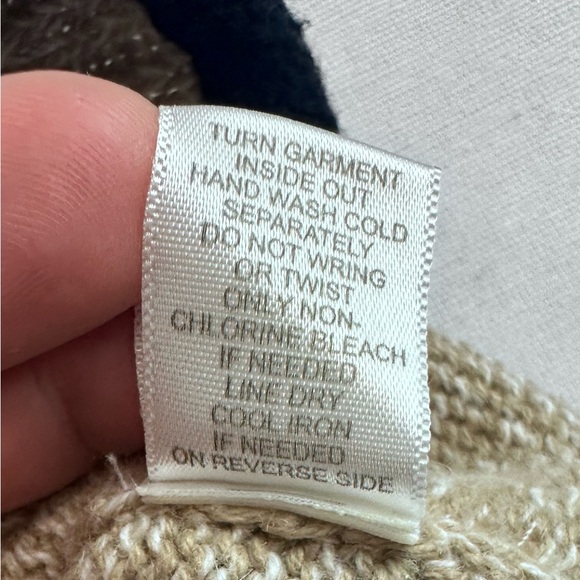 CJ Banks Hand Embroidered Scottie Dog Sweater - Picture 9 of 10